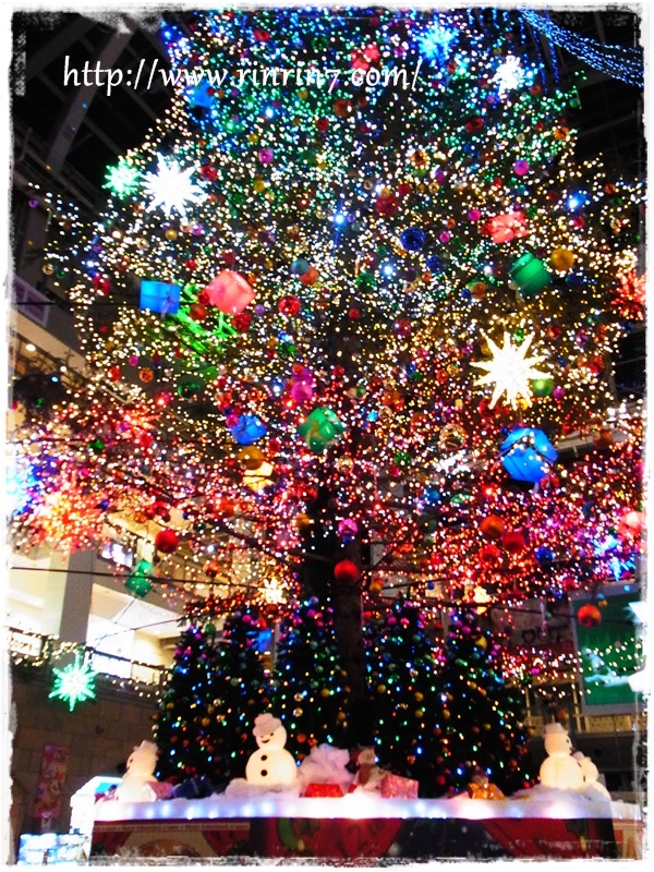 サッポロファクトリー「ジャンボクリスマスツリー」2013