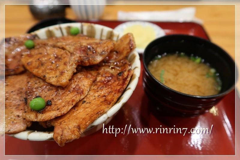 帯広　はげ天　ぶた丼